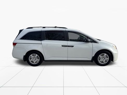 Used 2014 Honda Odyssey LX image 10