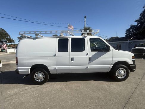 Used 2013 Ford E-250 and Econoline 250 w/ PWR Group image 7