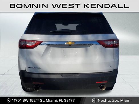 Used 2021 Chevrolet Traverse LT image 6