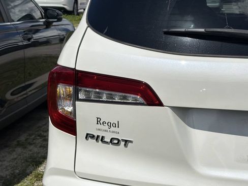 Used 2019 Honda Pilot Touring image 8
