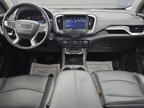 Used 2024 GMC Terrain SLT image 21