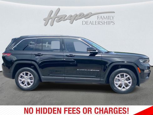 Used 2022 Jeep Grand Cherokee Limited AWD/4WD image 2