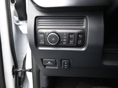 New 2026 Ford F250 Lariat w/ Black Appearance Package AWD/4WD image 12