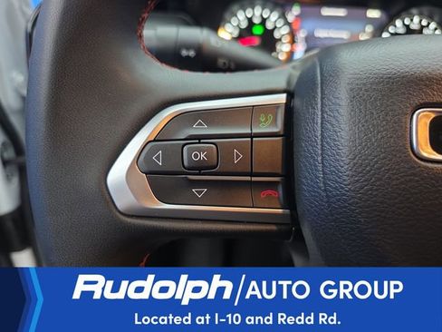 Used 2025 Jeep Compass Trailhawk AWD/4WD image 18