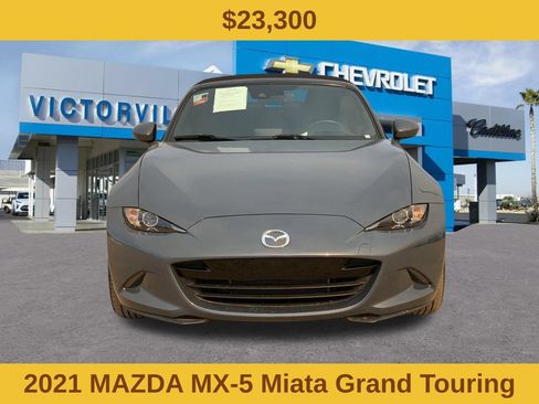 Used 2021 MAZDA MX-5 Miata Grand Touring RWD image 2