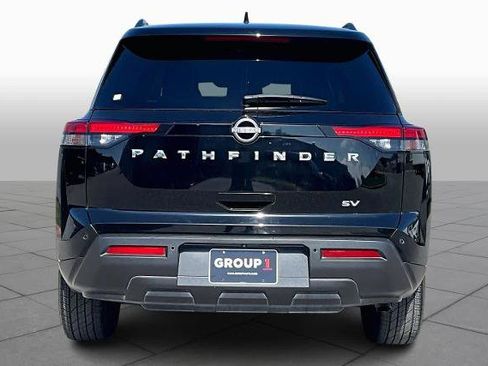 Certified 2022 Nissan Pathfinder SV image 5