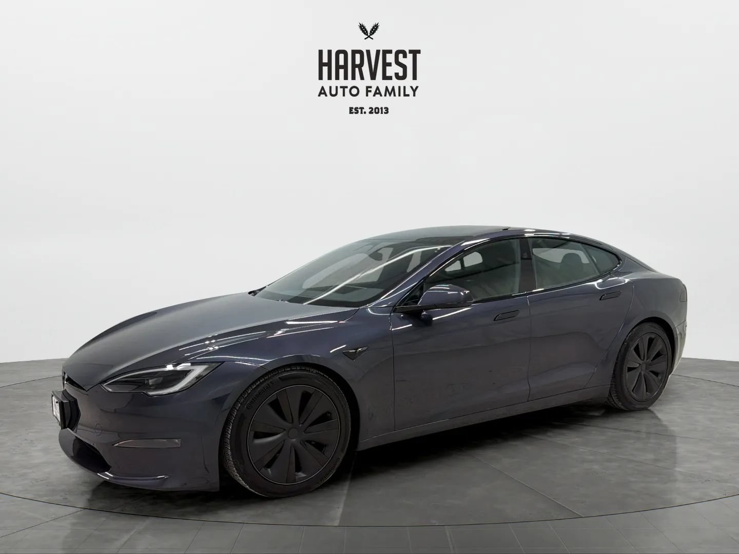 Used 2024 Tesla Model S AWD/4WD image 1