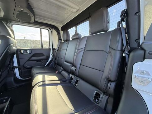 New 2026 Jeep Gladiator Rubicon image 15