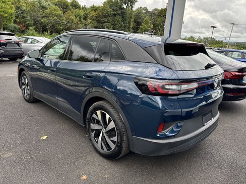 Used 2023 Volkswagen ID.4 Pro image 5