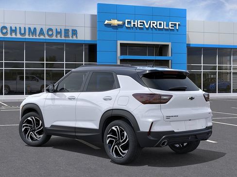 New 2026 Chevrolet TrailBlazer RS w/ Convenience Package AWD/4WD image 3