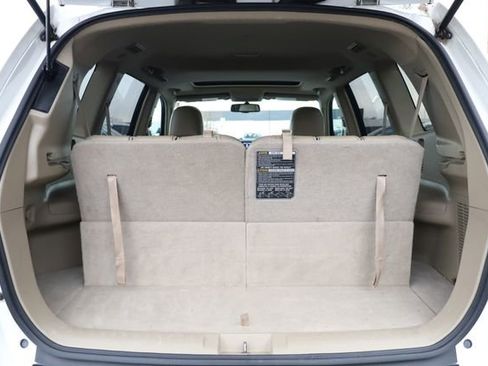 Used 2013 Toyota Highlander Limited image 26