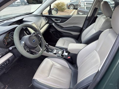 Certified 2022 Subaru Forester Limited image 9