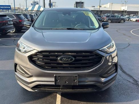 Used 2024 Ford Edge SE w/ Black Appearance Package AWD/4WD image 3