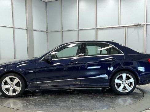 Used 2012 Mercedes-Benz E 350 4MATIC Sedan image 4