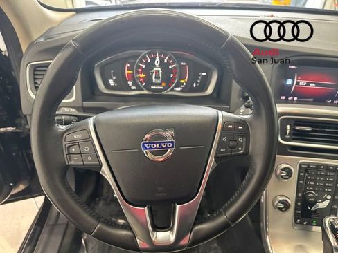 Used 2018 Volvo S60 T5 Dynamic w/ Vision Package image 19