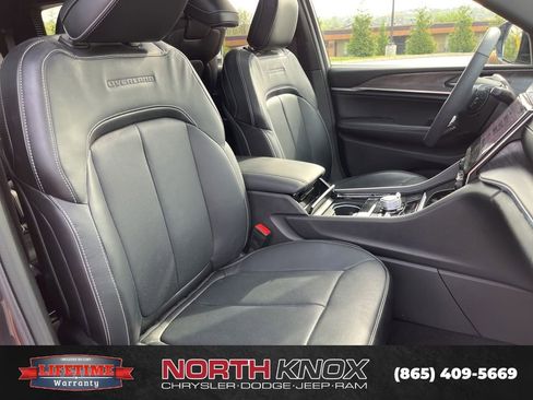 Used 2025 Jeep Grand Cherokee L Overland w/ Trailer Tow Package image 13