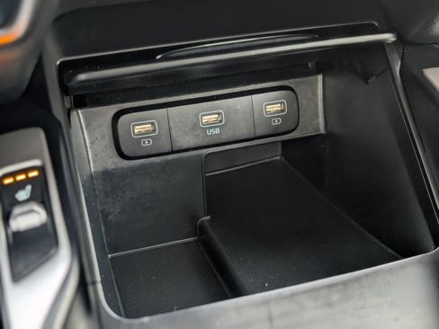 Used 2022 Kia Sorento S w/ Panoramic Sunroof Package image 23