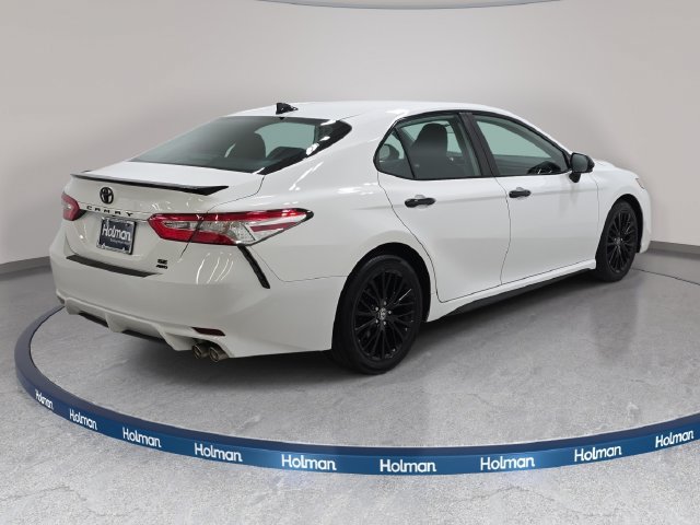 Used 2020 Toyota Camry SE AWD/4WD image 6
