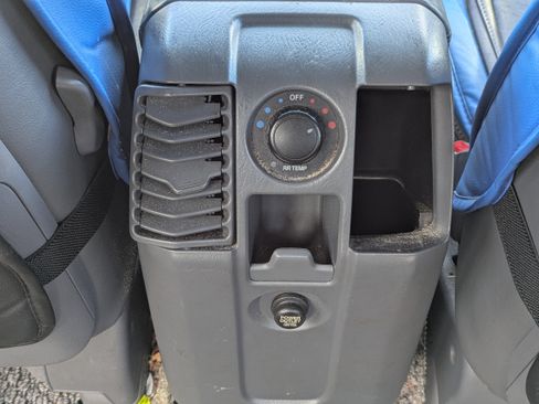 Used 2004 Honda Pilot EX image 30