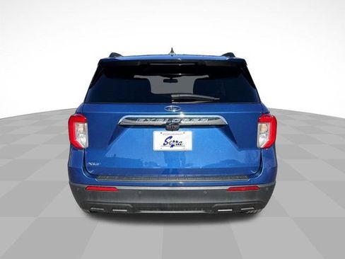 Used 2022 Ford Explorer XLT RWD image 7