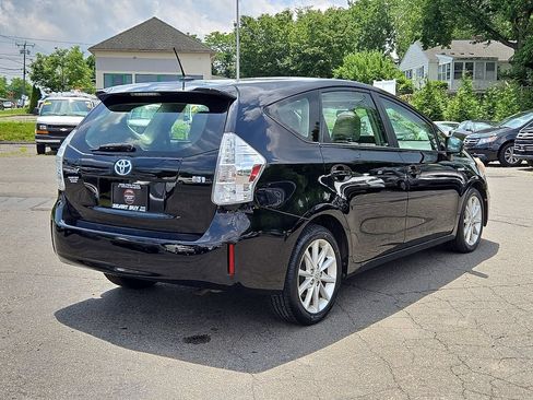 Used 2012 Toyota Prius V Five FWD image 5