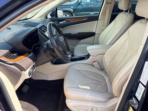 Used 2015 Lincoln MKC AWD w/ Equipment Group 102A Reserve image 11