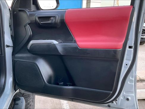 Used 2021 Toyota Tacoma SR5 image 22