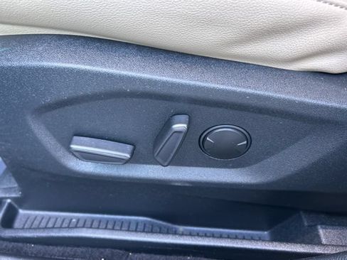 Used 2021 Ford Edge SEL w/ Cargo Accessory Package AWD/4WD image 18