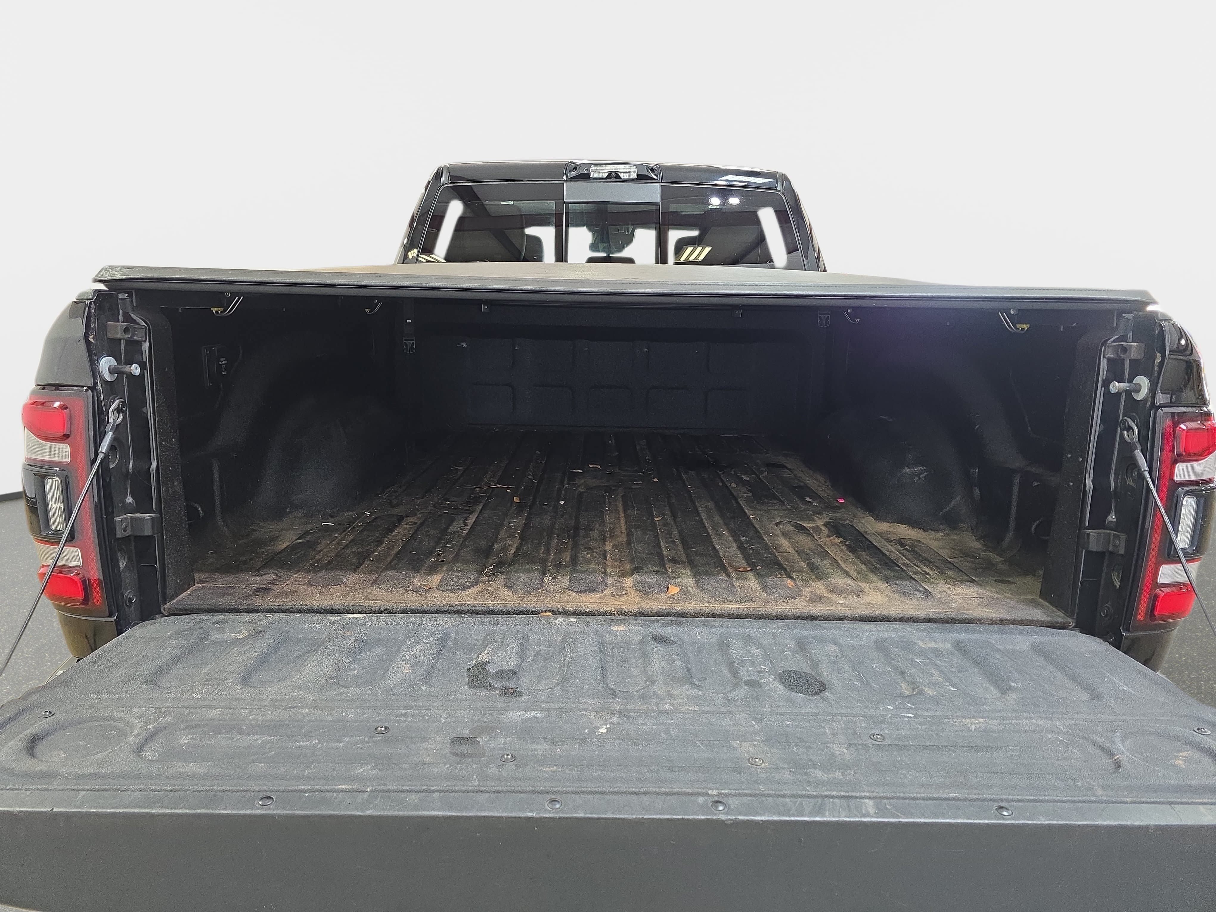 Used 2022 RAM 2500 Limited AWD/4WD image 28