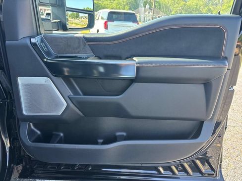 Used 2024 Ford F250 Platinum AWD/4WD image 15