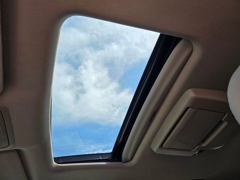 Used 2019 Honda Pilot EX-L image 10