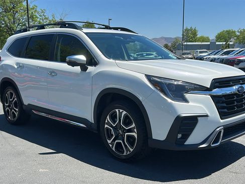 Certified 2023 Subaru Ascent Touring AWD/4WD image 4