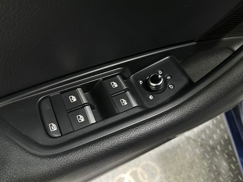 Used 2018 Audi A4 2.0T Ultra Premium Plus w/ Premium Plus Package image 17