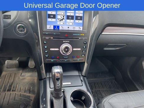 Used 2017 Ford Explorer Limited image 13