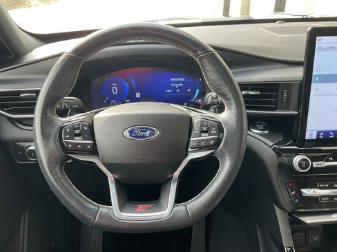 Used 2022 Ford Explorer ST w/ Equipment Group 401A image 13