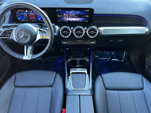 Certified 2025 Mercedes-Benz EQB 300 4MATIC image 28