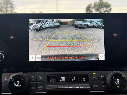 Used 2026 Toyota Grand Highlander AWD image 27