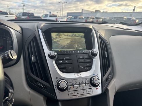 Used 2017 Chevrolet Equinox Premier w/ Enhanced Convenience Package image 15