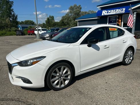 Used 2017 MAZDA MAZDA3 Grand Touring FWD image 1