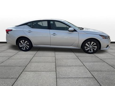 Used 2022 Nissan Altima 2.5 S image 4