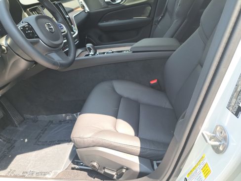 New 2026 Volvo V60 B5 Cross Country Plus w/ Protection Package Premier image 6