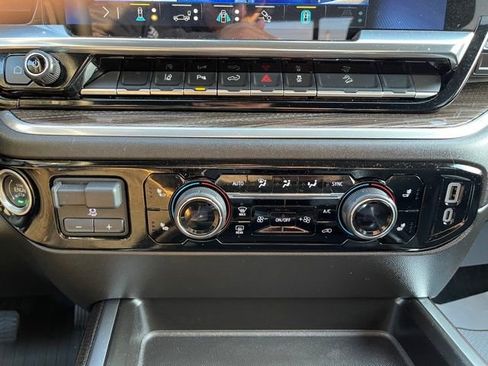 Used 2025 Chevrolet Silverado 2500 LT w/ Trail Boss Package image 12