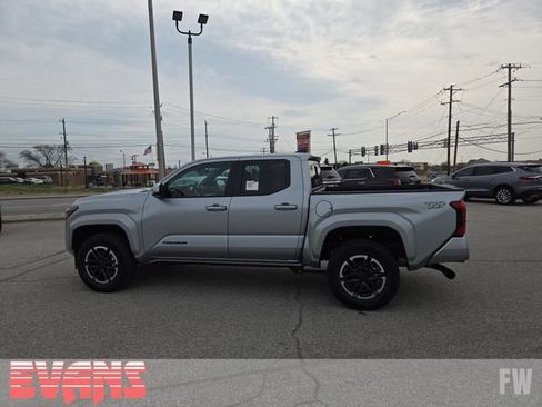 New 2026 Toyota Tacoma TRD Sport w/ TRD Sport Upgrade Package image 30