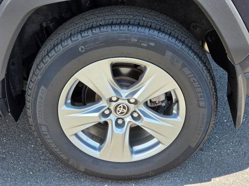 Used 2023 Toyota RAV4 XLE w/ Convenience Package AWD/4WD image 15