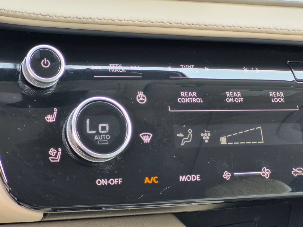 Used 2023 INFINITI QX60 Sensory w/ Cargo Package AWD/4WD image 20