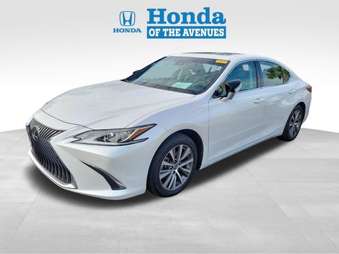 Used 2021 Lexus ES 350 w/ Premium Package FWD image 3