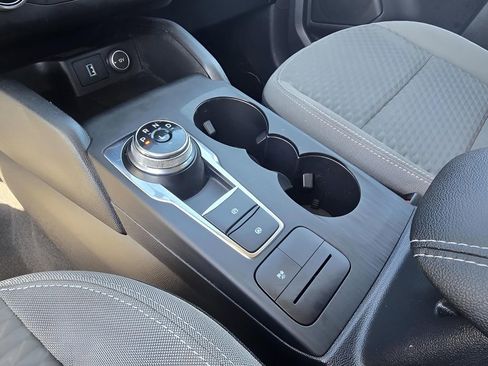 Used 2020 Ford Escape SE Sport image 19