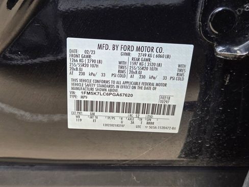 Used 2023 Ford Explorer King Ranch w/ Technology Package RWD image 24