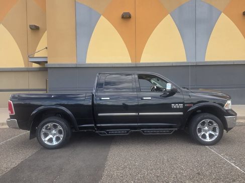 Used 2015 RAM 1500 Laramie w/ Convenience Group AWD/4WD image 10