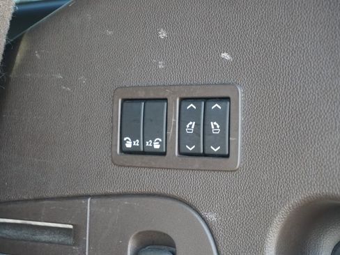 Used 2017 Chevrolet Tahoe Premier image 10